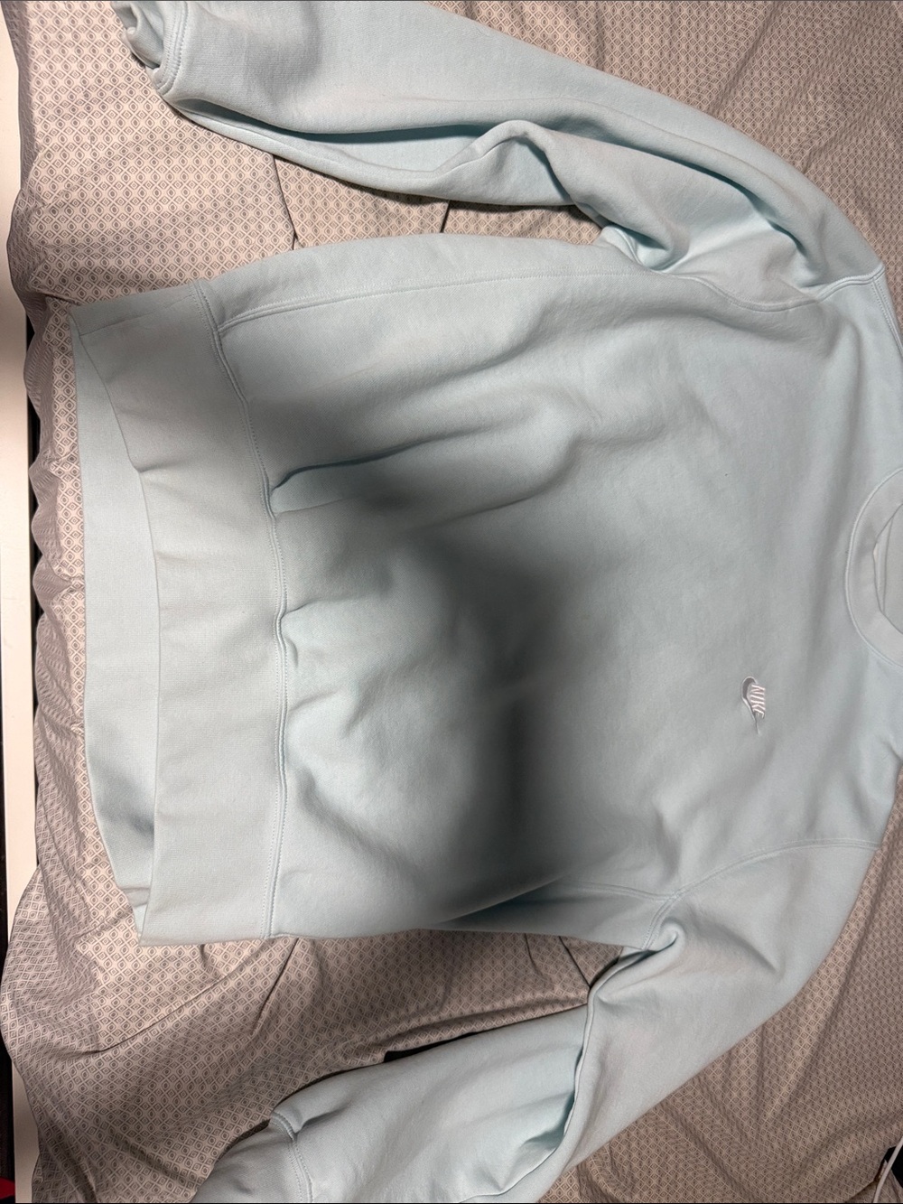 Nike Men's Light Blue Crewneck Sweatshirt